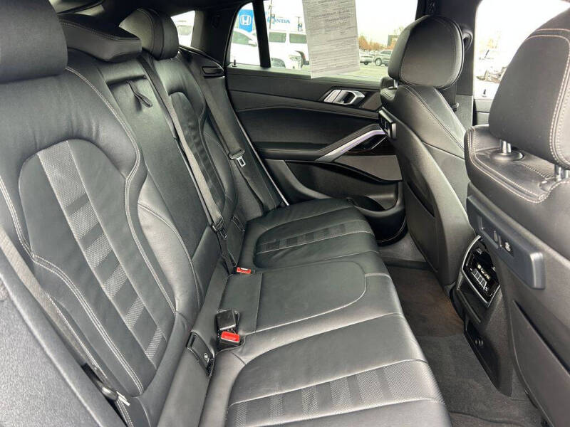 2021 BMW X6 xDrive40i