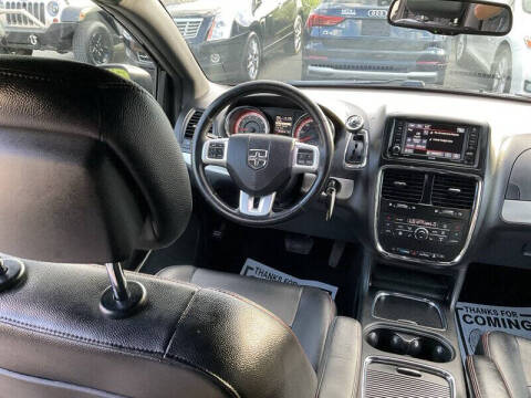 2017 Dodge Grand Caravan GT