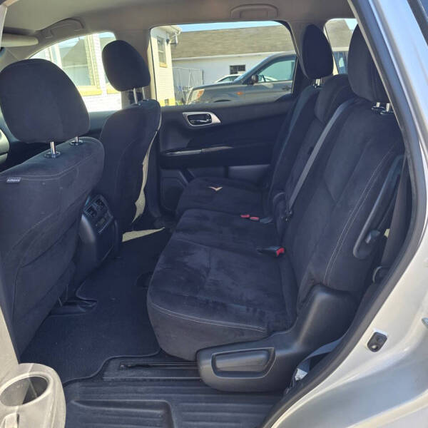 2014 Nissan Pathfinder S