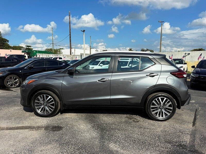 2022 Nissan Kicks SV