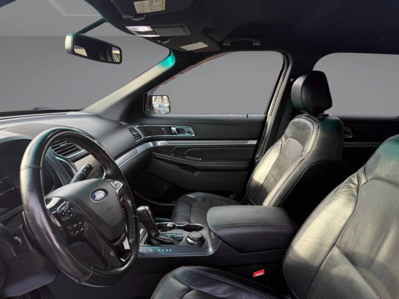 2016 Ford Explorer Sport