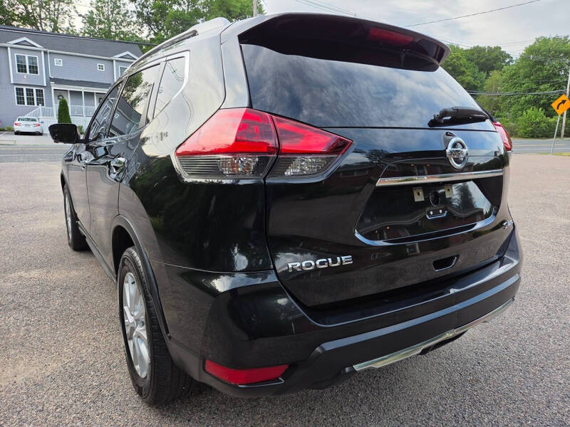 2018 Nissan Rogue SV