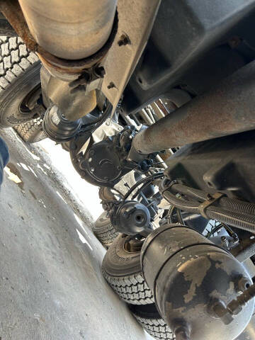 2016 Freightliner Cascadia 113 Semi Truck