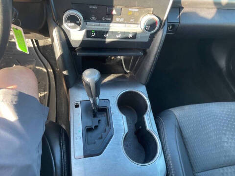 2014 Toyota Camry SE
