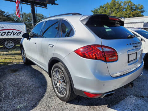 2013 Porsche Cayenne