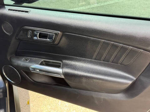 2017 Ford Mustang EcoBoost Premium