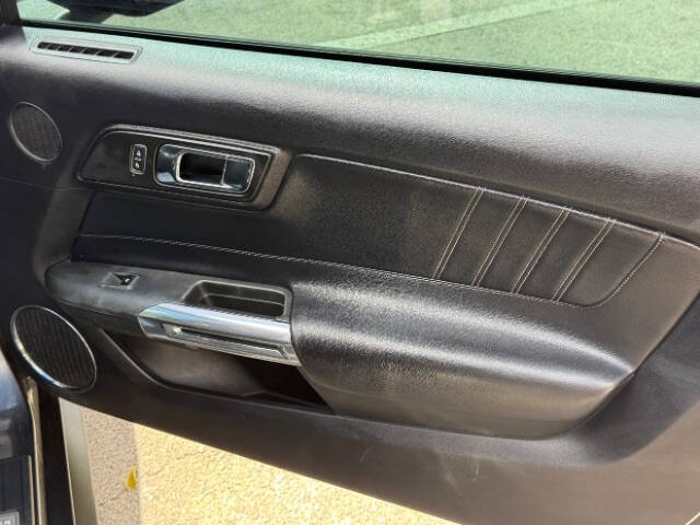 2017 Ford Mustang EcoBoost Premium