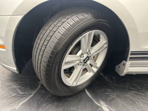 2013 Ford Mustang V6