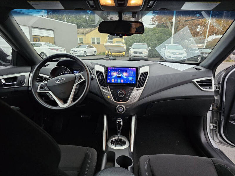 2017 Hyundai Veloster Value Edition