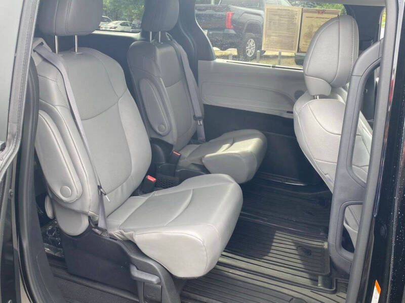2025 Toyota Sienna