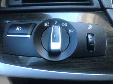 2012 BMW 5 Series 535i