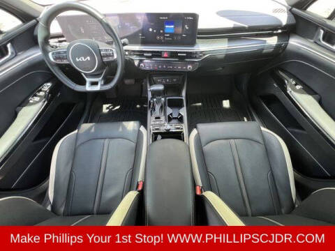 2025 Kia K5