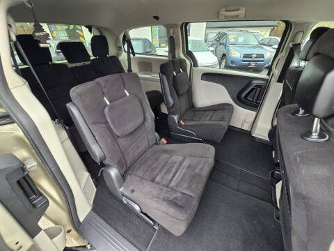 2014 Dodge Grand Caravan SE