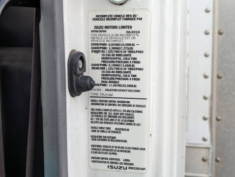2017 Isuzu NRR