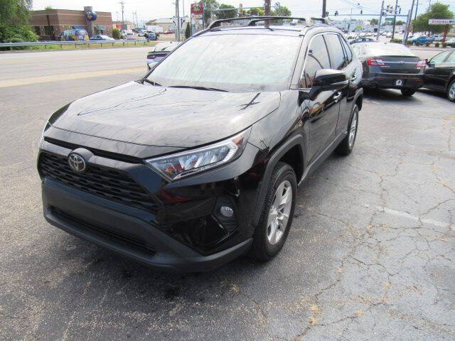 2020 Toyota RAV4 XLE