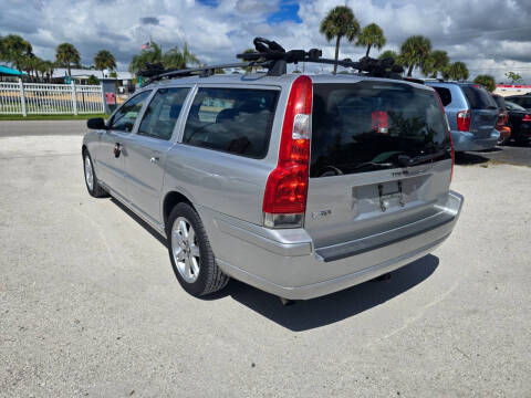 2005 Volvo V70 2.4
