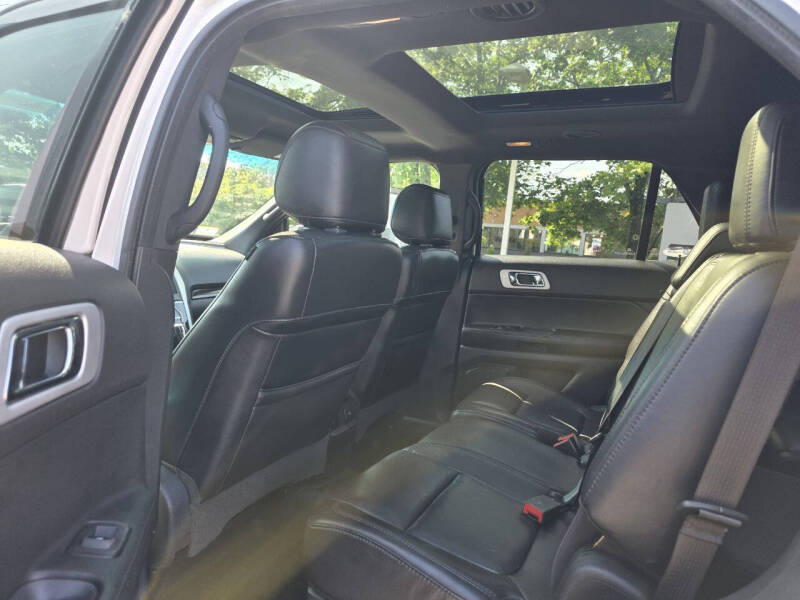 2011 Ford Explorer Limited