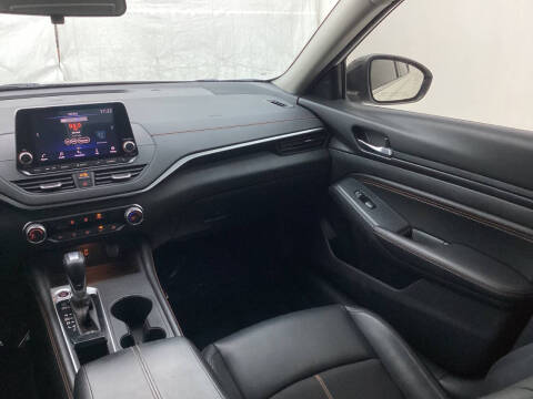 2019 Nissan Altima 2.5 SR