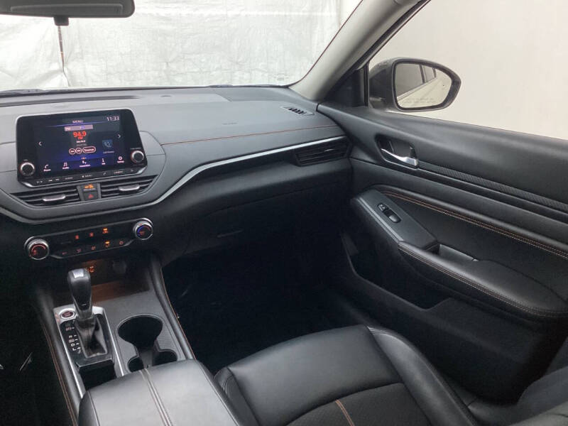 2019 Nissan Altima 2.5 SR