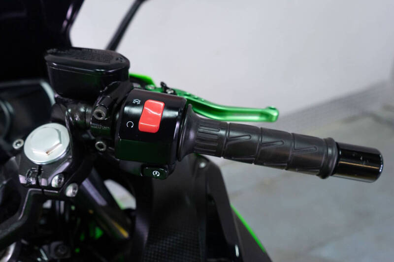 2022 Kawasaki Ninja 400 ABS