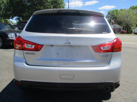 2014 Mitsubishi Outlander Sport SE
