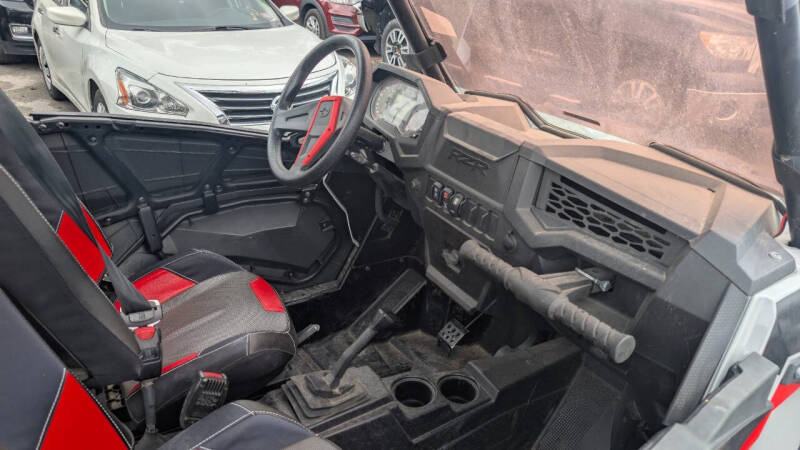 2022 Polaris RZR