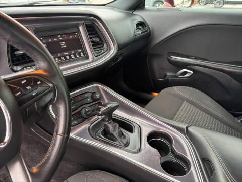 2018 Dodge Challenger SXT