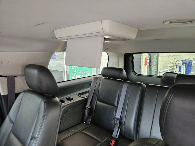 2013 Cadillac Escalade ESV Luxury
