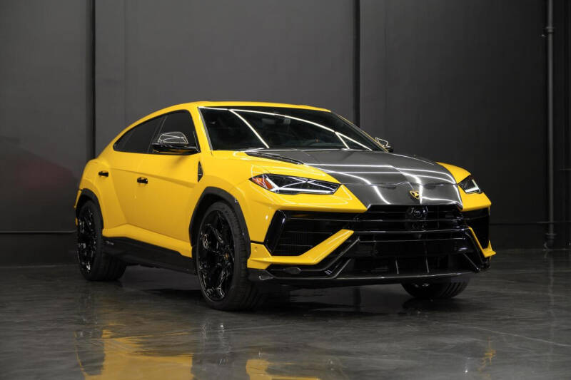 2023 Lamborghini Urus for sale in Miami, FL