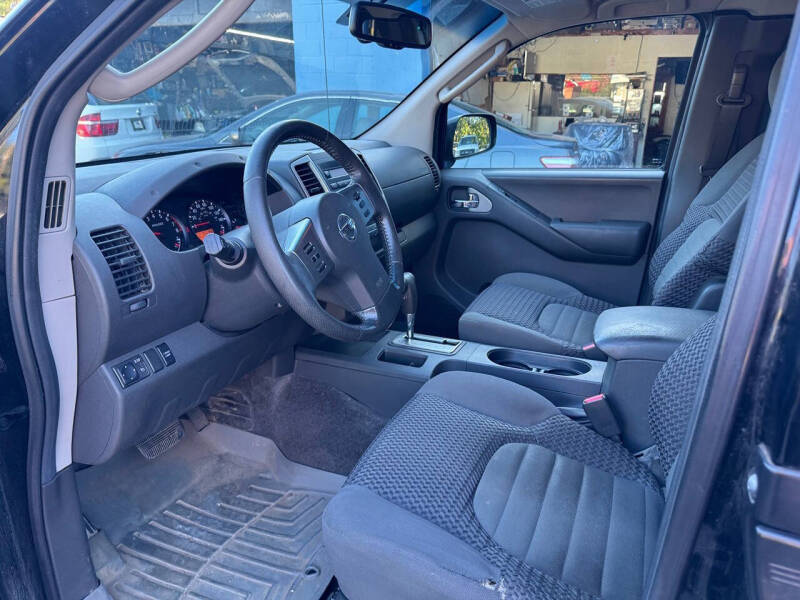 2011 Nissan Frontier SV V6