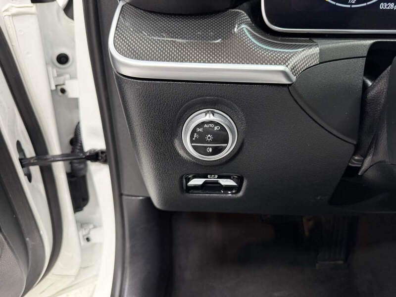 2022 Mercedes-Benz C-Class C 300