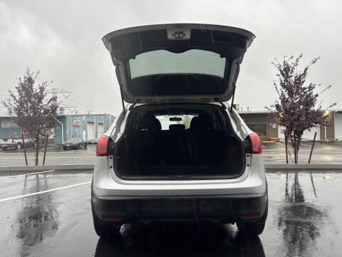 2018 Nissan Rogue Sport S