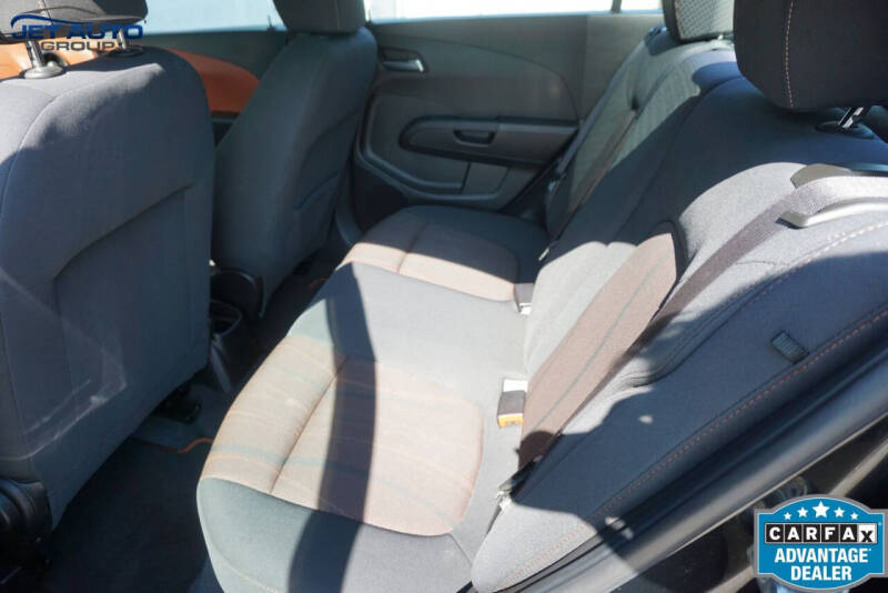 2016 Chevrolet Sonic LT Auto