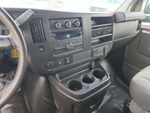 2017 Chevrolet Express 2500