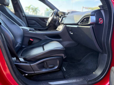 2017 Jaguar F-PACE 35t Premium