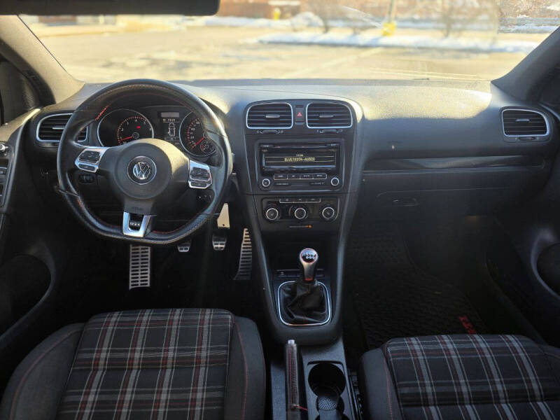 2014 Volkswagen GTI Wolfsburg Edition PZEV