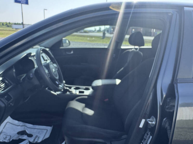 2017 Kia Optima LX
