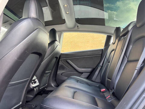 2019 Tesla Model 3 Standard Range