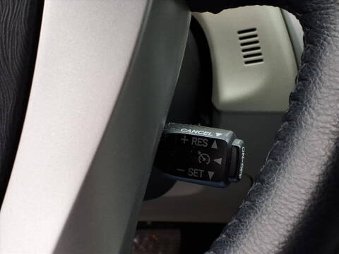 2013 Toyota Prius v Five