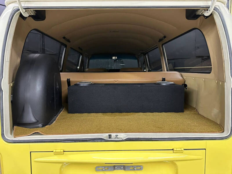 1973 Volkswagen Bus
