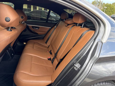 2017 BMW 3 Series 330i