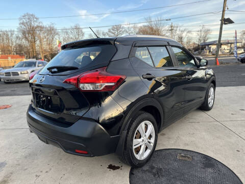 2018 Nissan Kicks S