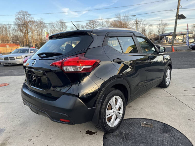 2018 Nissan Kicks S