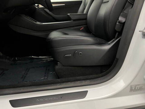 2023 Tesla Model Y Long Range