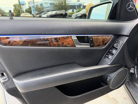 2014 Mercedes-Benz C-Class