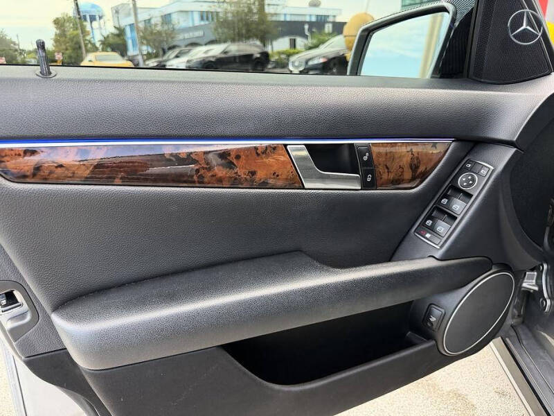 2014 Mercedes-Benz C-Class