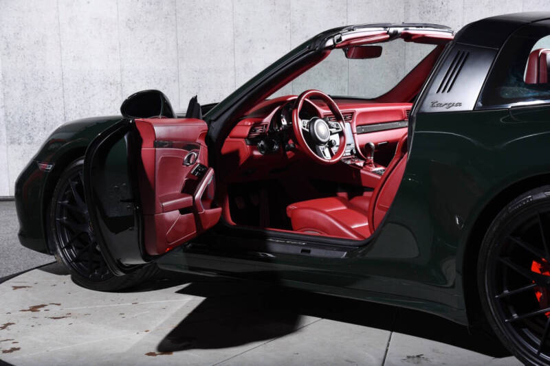2019 Porsche 911 Targa 4 GTS