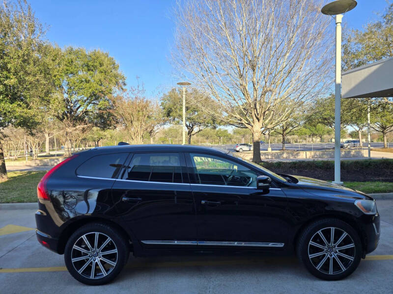 2016 Volvo XC60 T5 Drive-E Platinum