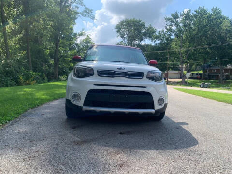 2017 Kia Soul +