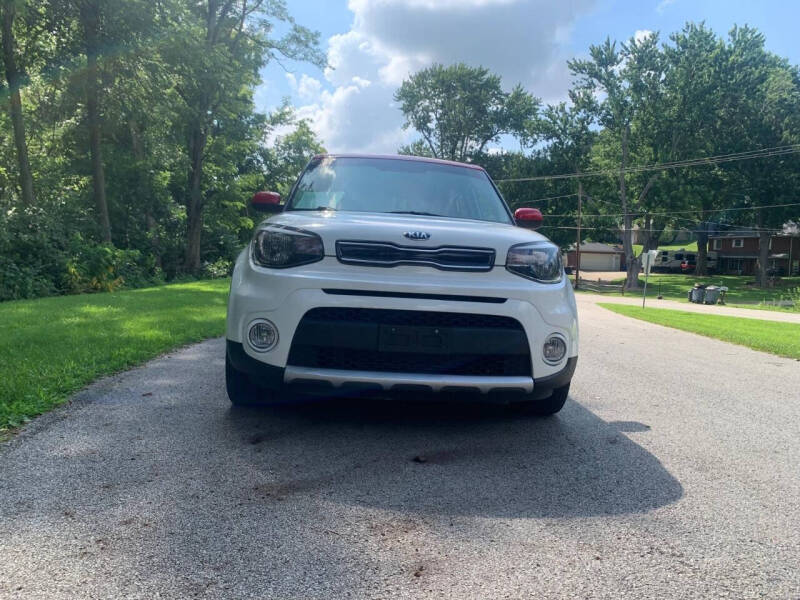 2017 Kia Soul +